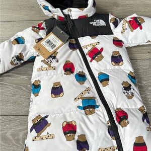 The North Face Baby 1996 Retro Nuptse 700-Fill Down Bunting – White Bears Print